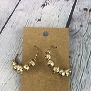 GV9 gold tone multi bead medium hoop earrings
